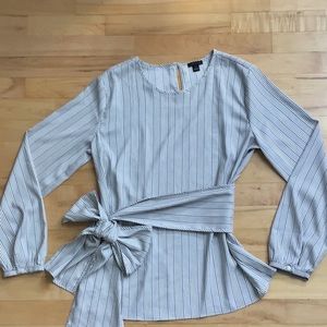 Ann Taylor self-belted blouse/tunic size M